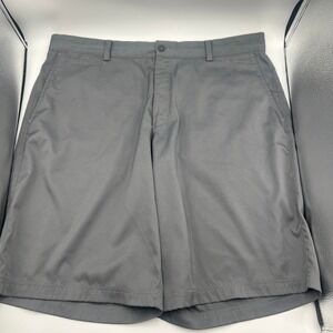 Nike Golf Standard Fit Dri-FIT Gray Shorts Mens‎ Size 36 with 10.5" Inseam